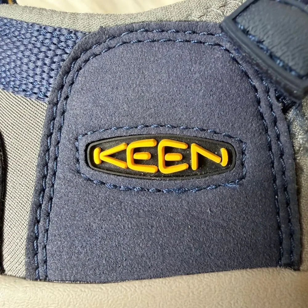KEEN Big Kids' Venice H2 Water Sandals Size 6